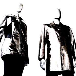 mlr_menwomansilverleatherjacket